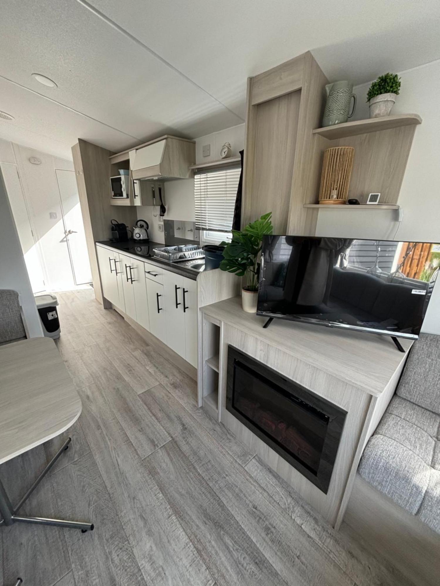 De Derrienk 4B Met Vrij Uitzicht! Apartment Biggekerke Luaran gambar